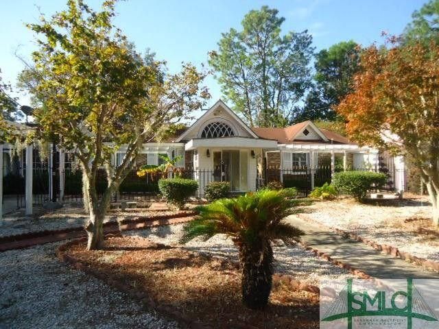 2207 Mason Dr, Savannah, GA 31404