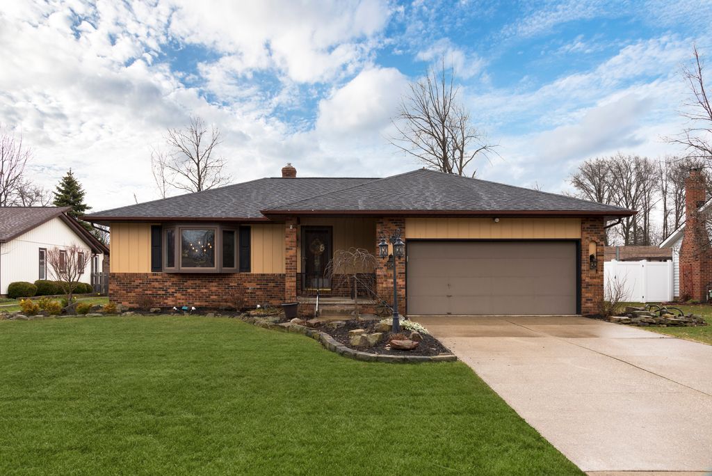 homes for sale middleburg heights ohio