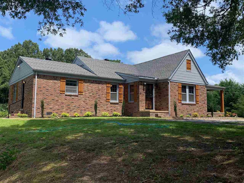 696 W Main St, Henderson, TN 38340 Trulia