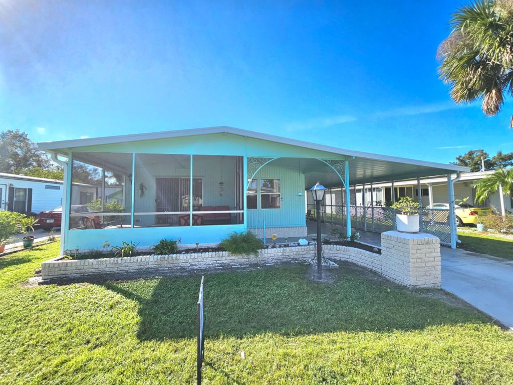 25 Ligonier Dr 1, North Fort Myers, FL 33903 Mobile/Manufactured for