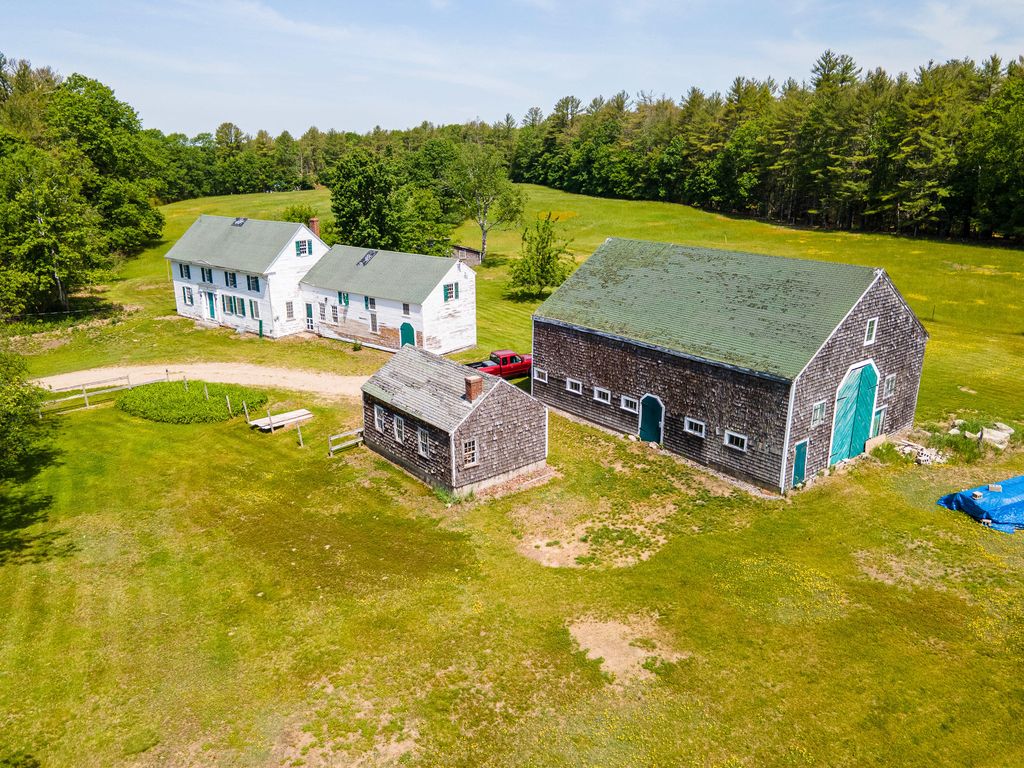 132 Limerick Rd, Arundel, ME 04046