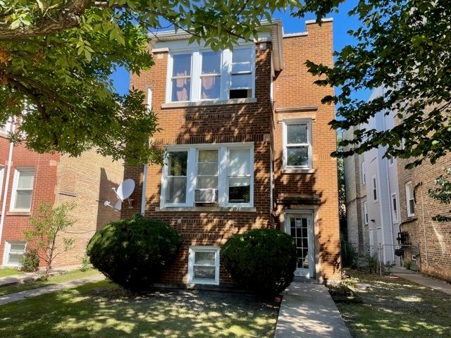 5306 W Montrose Ave, Chicago, IL 60641