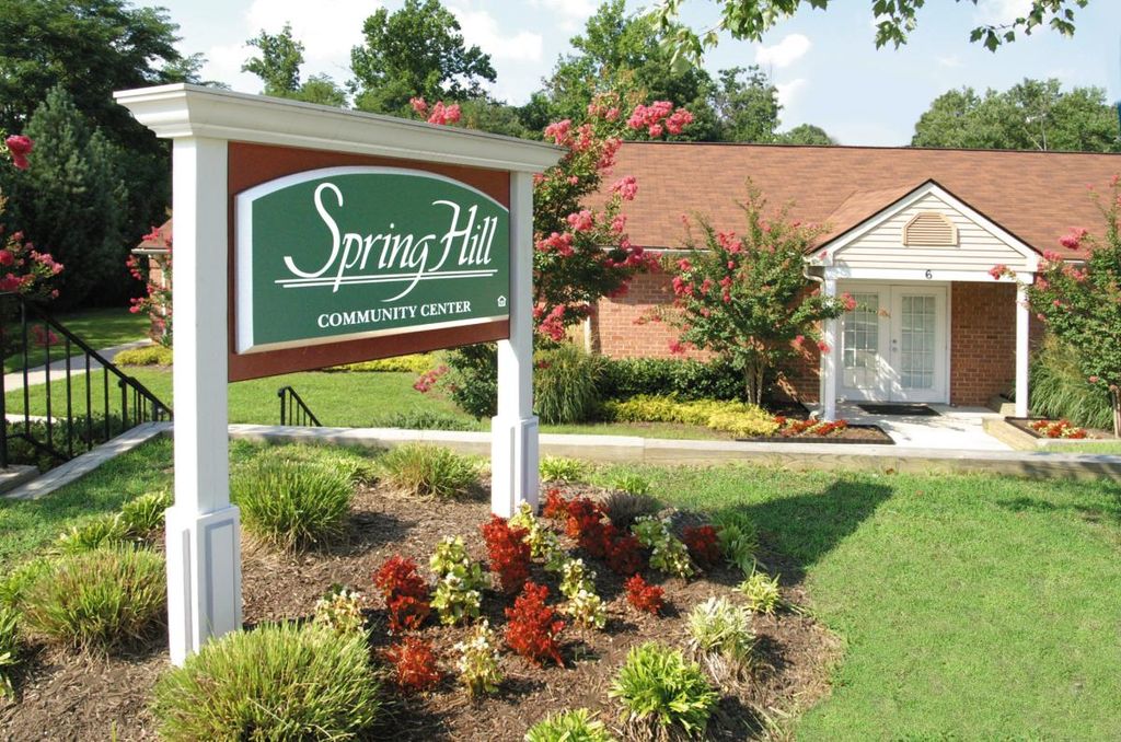 11 Springtowne Cir, Parkville, MD 21234