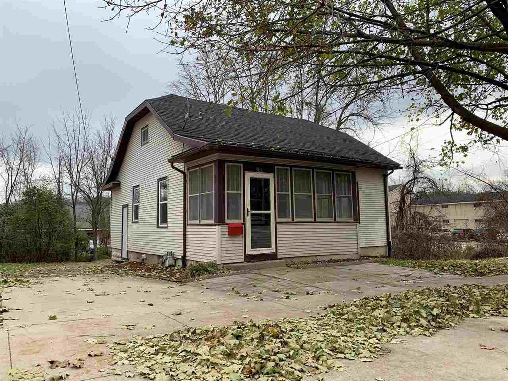 306 Winnebago St, Decorah, IA 52101 Trulia