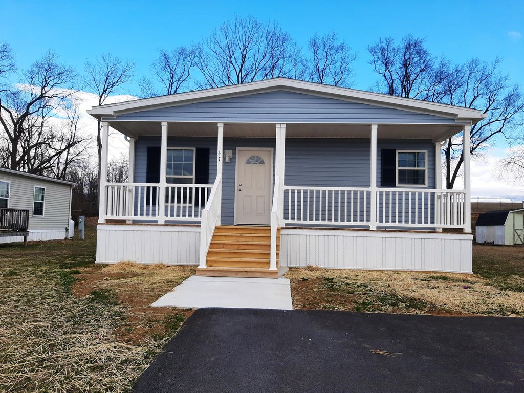 CHAMPION 47 Rolling Hills Estates Rolling Hills Estates Carlisle