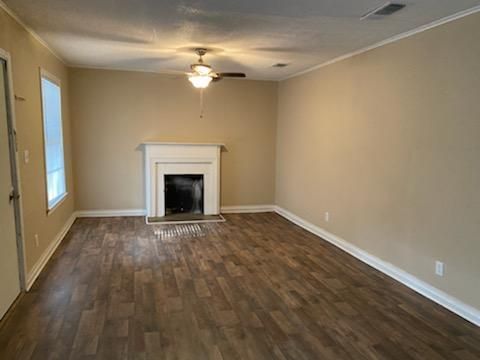 157 E College St, Shreveport, LA 71104