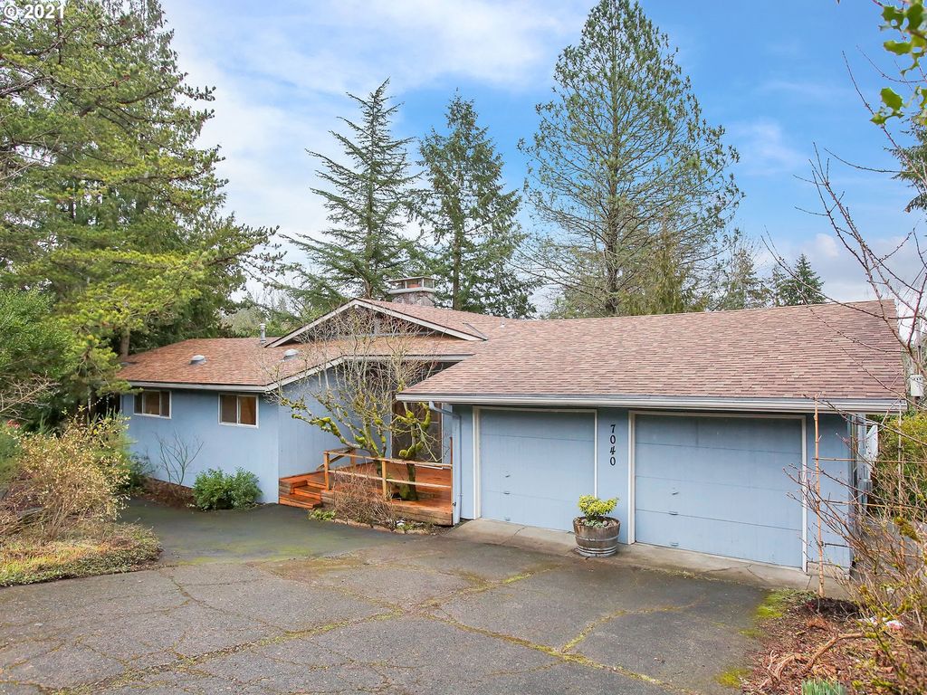 7040 SW Gable Park Rd, Portland, OR 97225