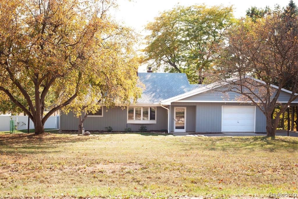 1653 W Hunters Creek Rd, Lapeer, MI 48446 Trulia