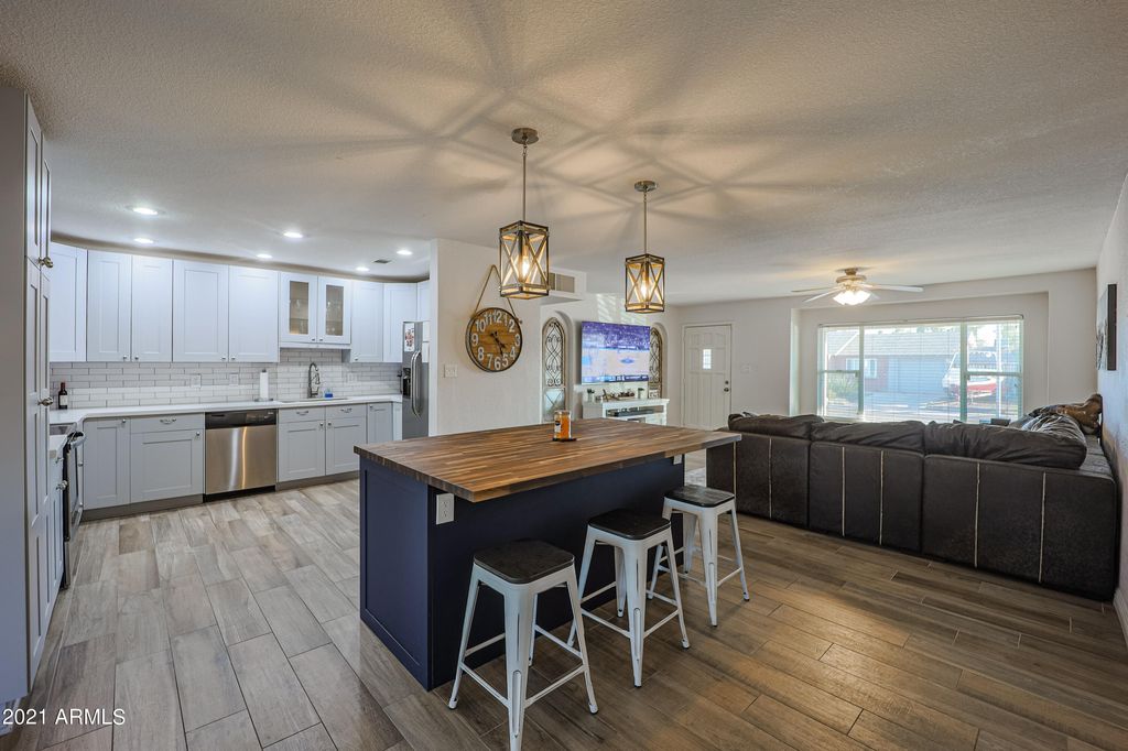 8666 E Edgemont Ave, Scottsdale, AZ 85257