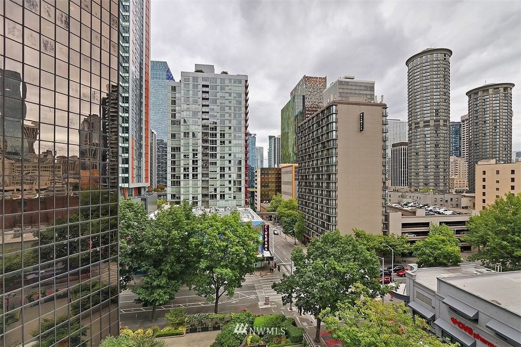 2100 3rd Ave #805, Seattle, WA 98121