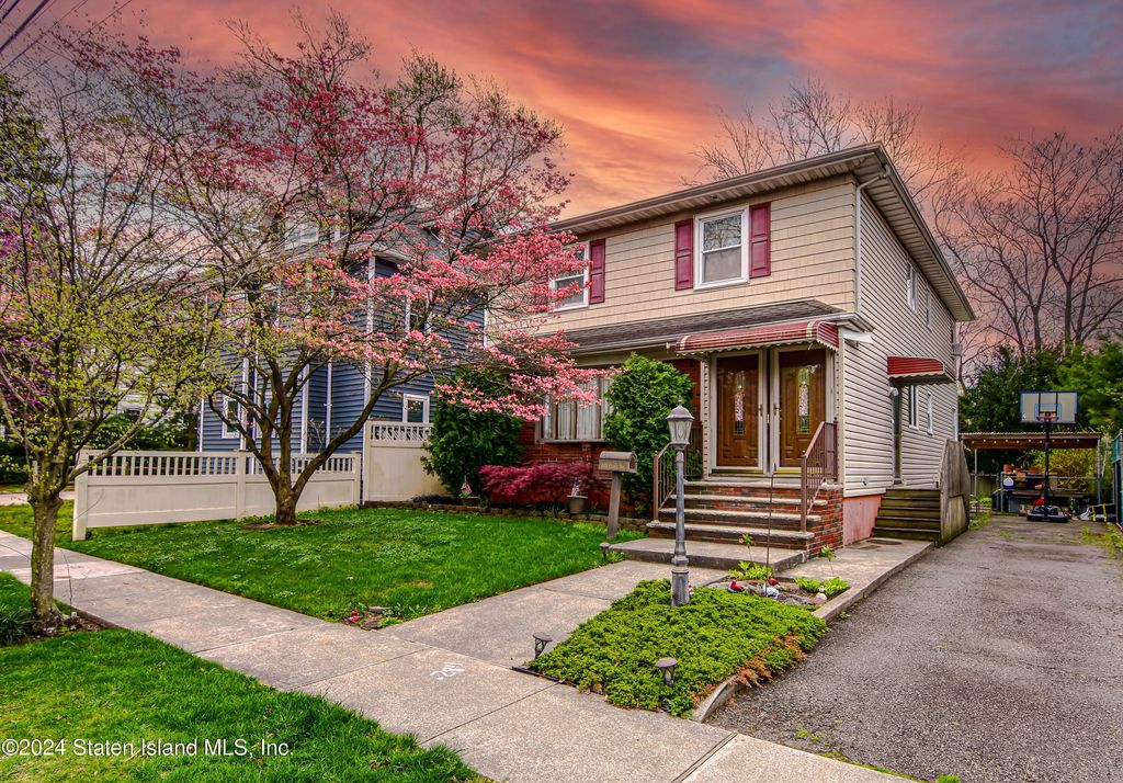 102 Coale Ave, Staten Island, NY 10314 MLS 2402263 Trulia