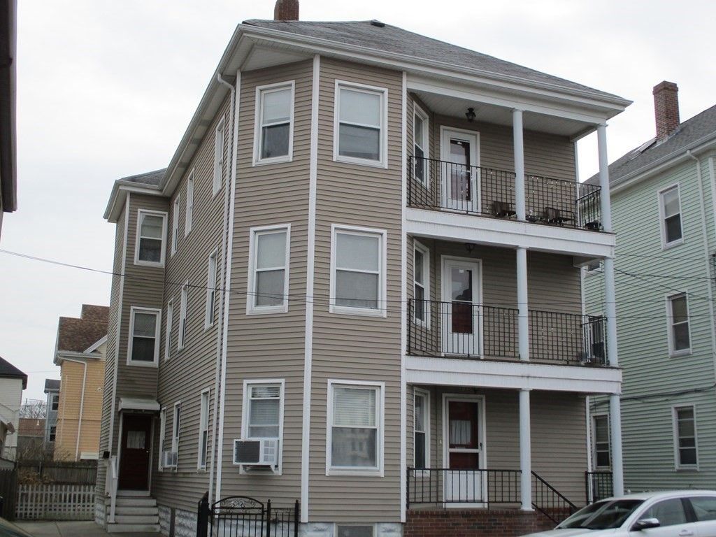 104 Sidney St, New Bedford, MA 02740