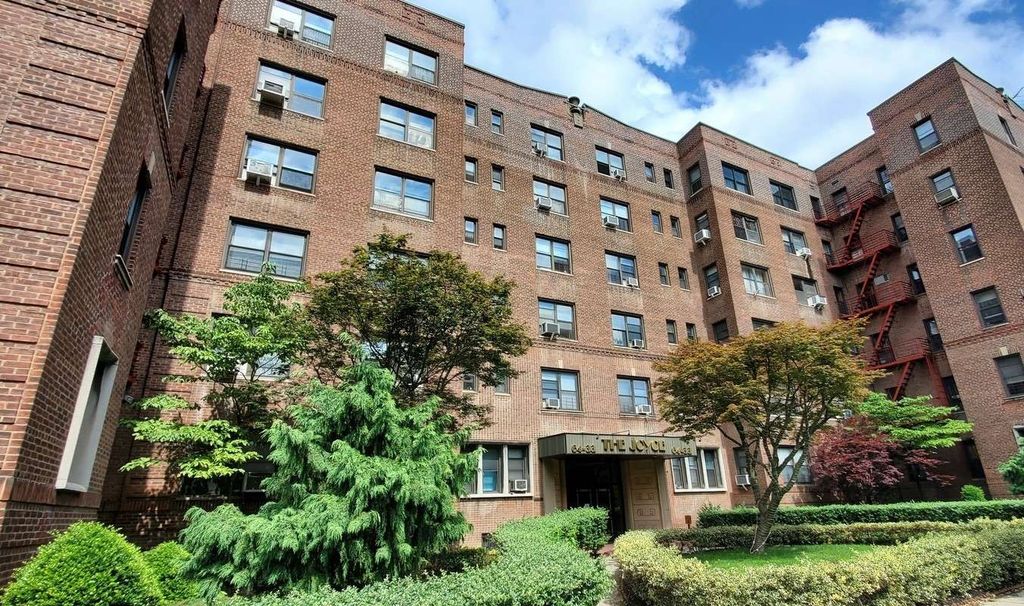 6433 99th St 3H, Rego Park, NY 11374 1 Bed, 1 Bath Coop 16 Photos