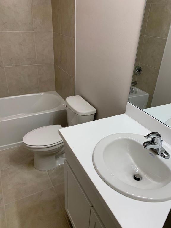 14929 Wildflower Cir, Naples, FL 34119