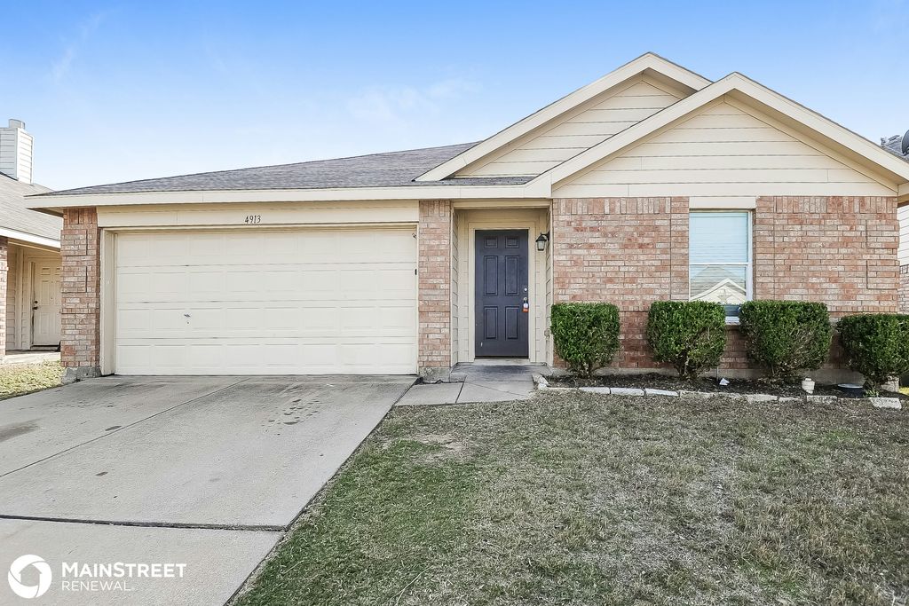 4913 Creek Ridge Trl, Fort Worth, TX 76179