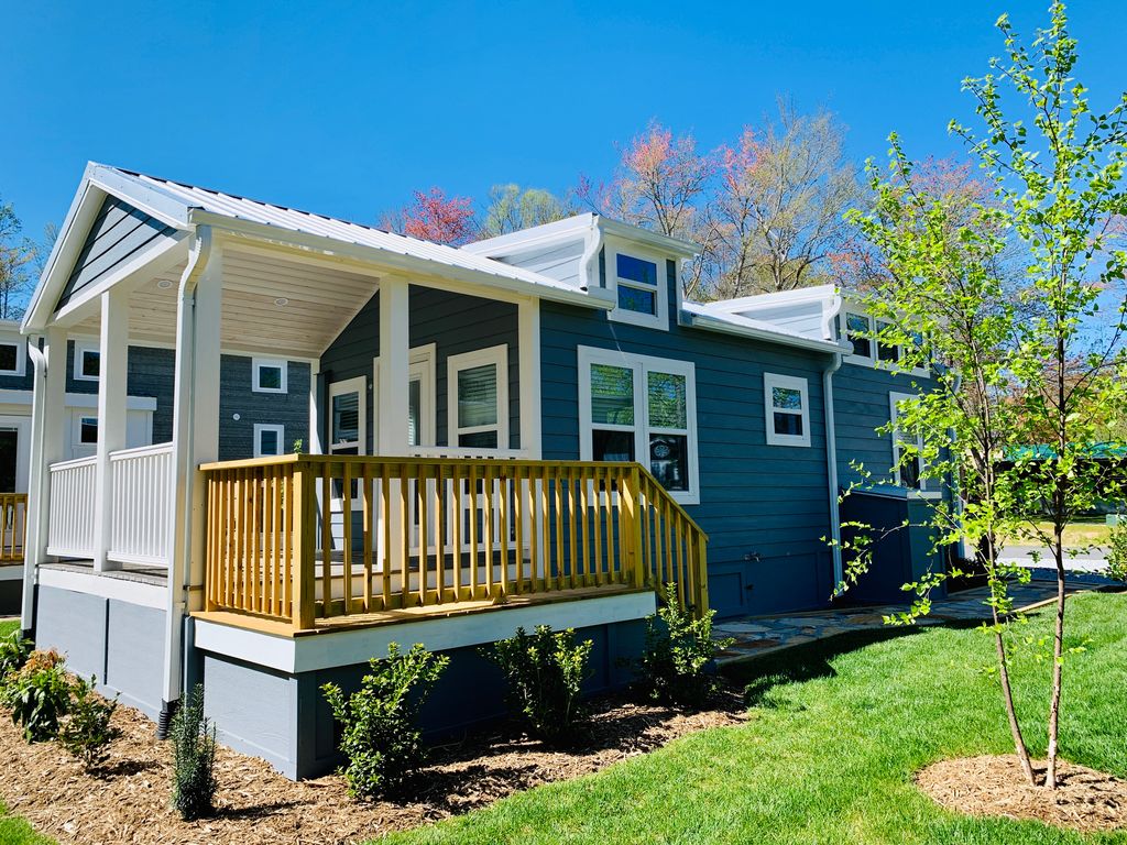 Horseshoe The Hamlet Flat Rock, NC Trulia