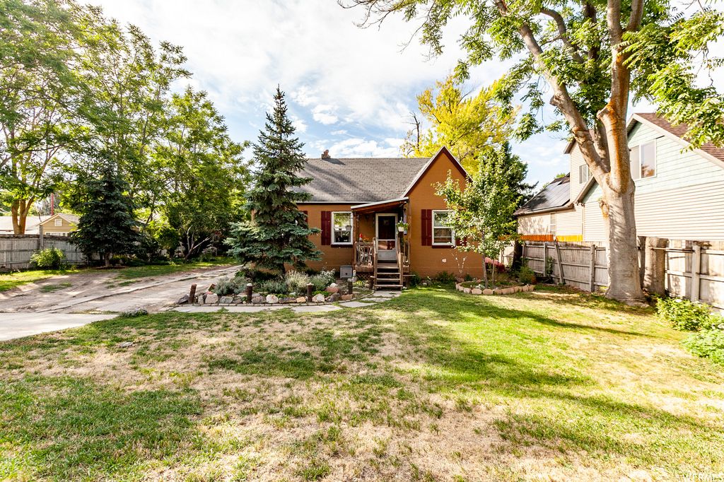 1980 E 3900 S, Holladay, UT 84124