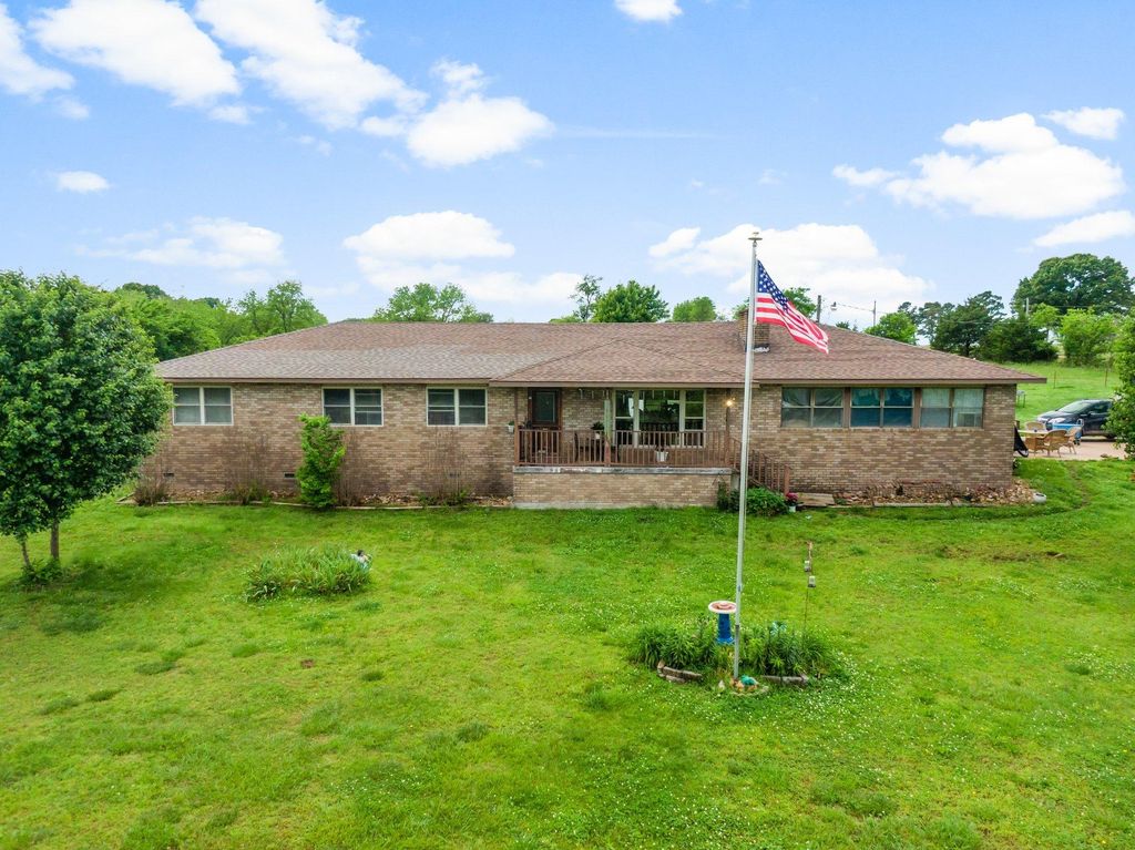 10601 S 689th Rd, Wyandotte, OK 74370 5 Bed, 3 Bath SingleFamily