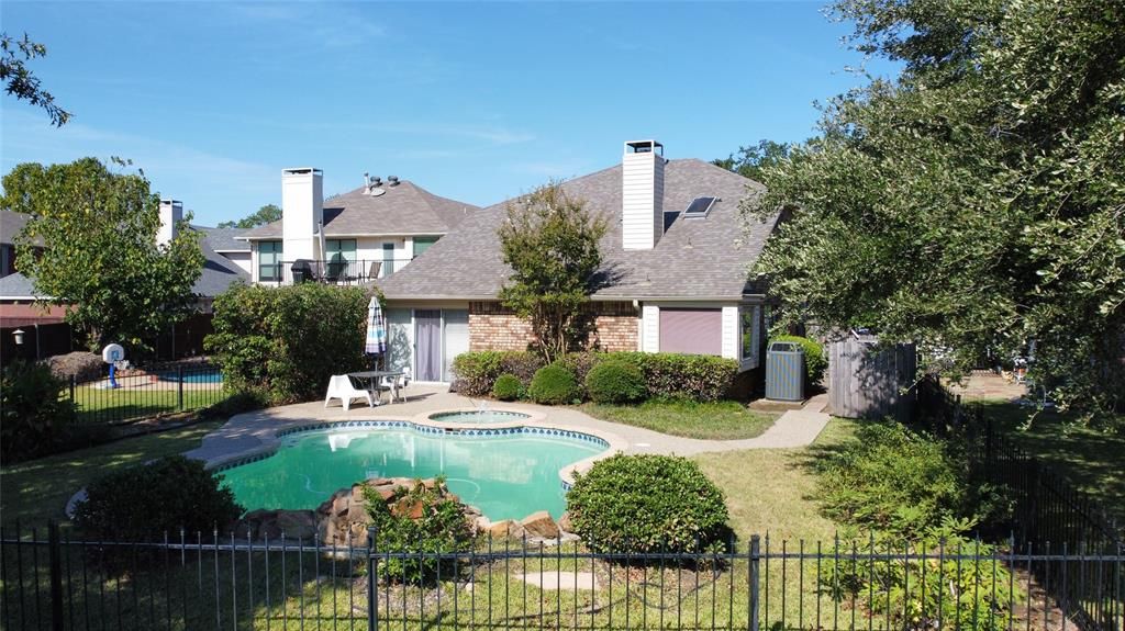616 Dover Ct, Coppell, TX 75019