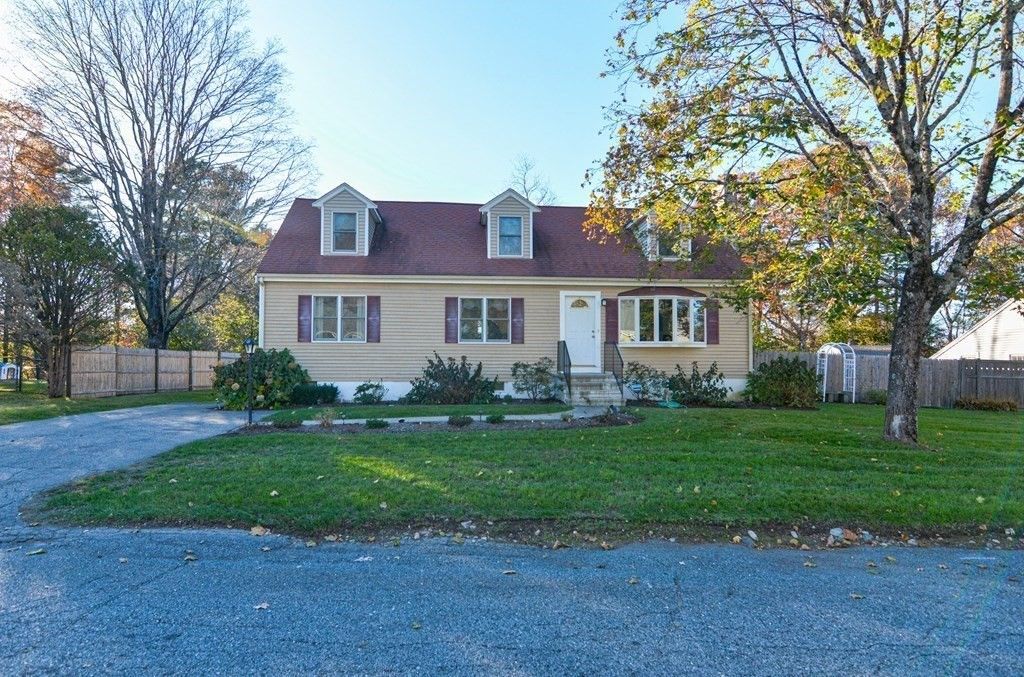 15 Hilltop Dr, Millis, MA 02054 Trulia