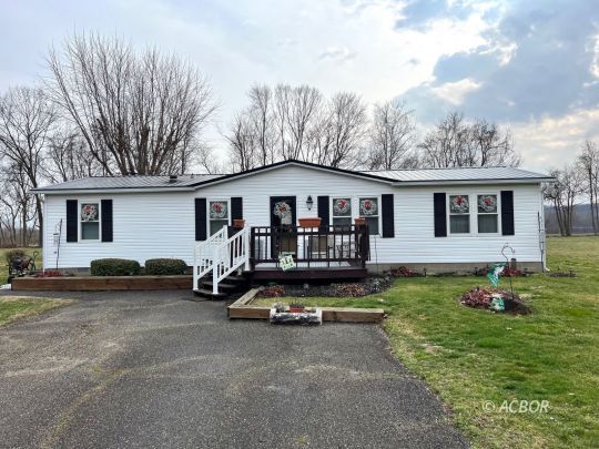 1834 State Route 7 N, Gallipolis, OH 45631