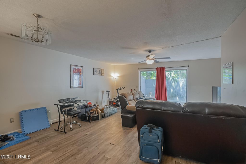 900 Brotherhood Rd #H2, Beaufort, SC 29902
