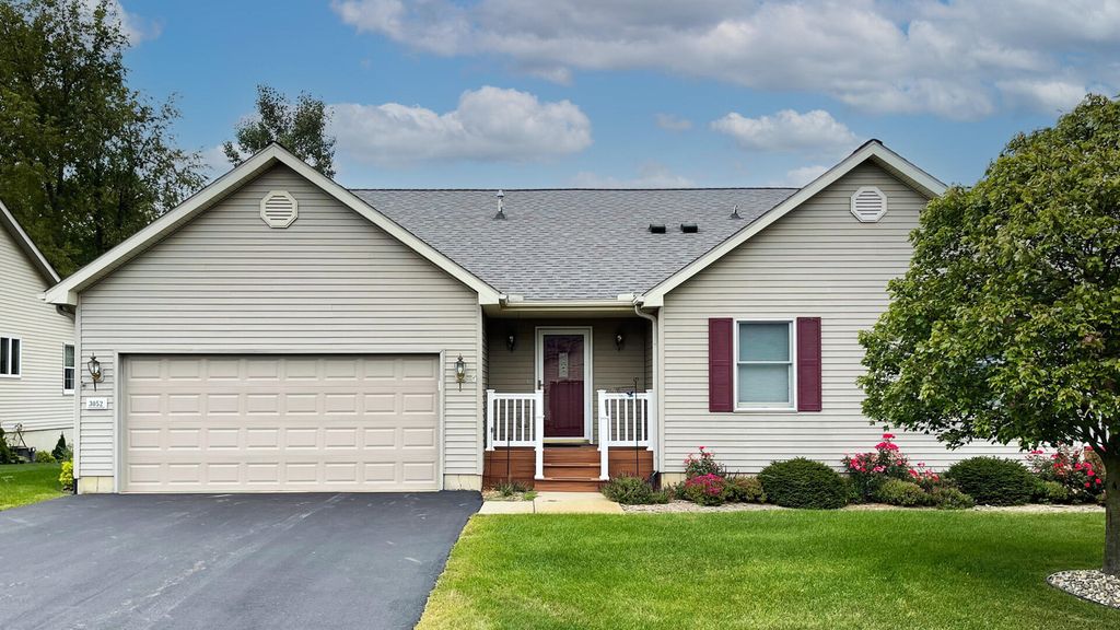 3052 Arborwood Blvd, Spring Arbor, MI 49283