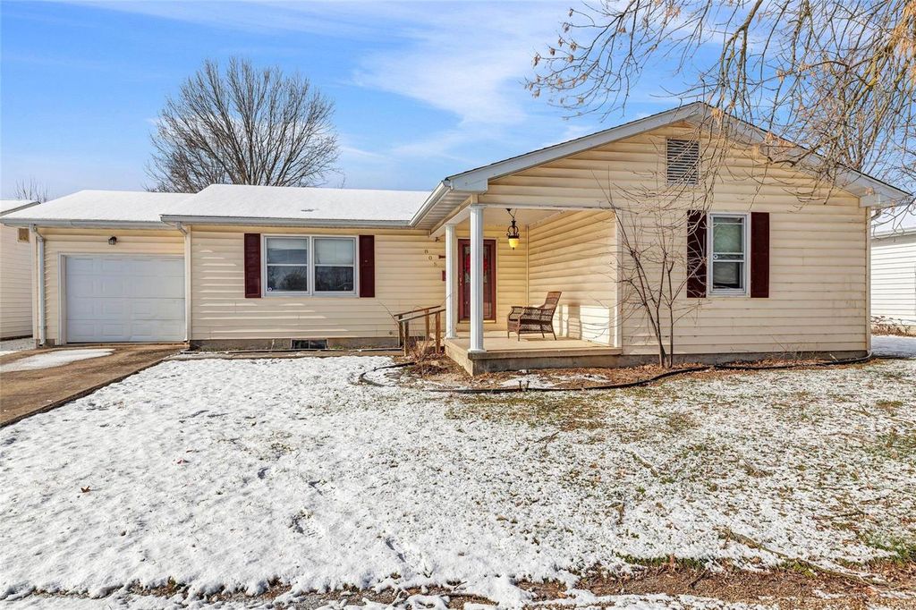 805 N 4th St, Elsberry, MO 63343 Trulia