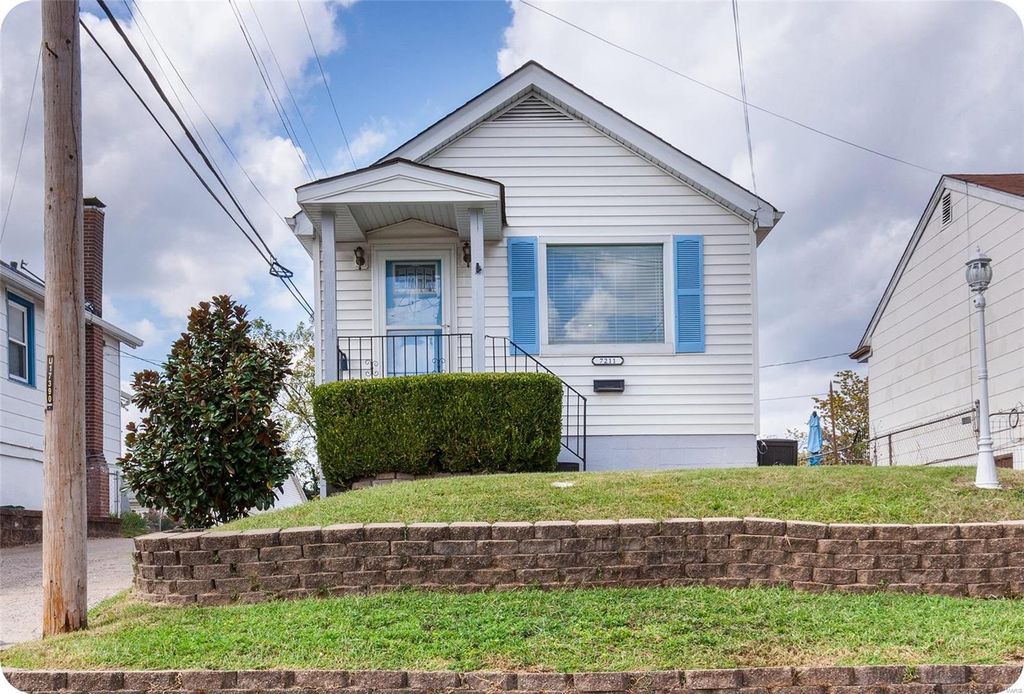 7211 Eugene Ave, Saint Louis, MO 63116