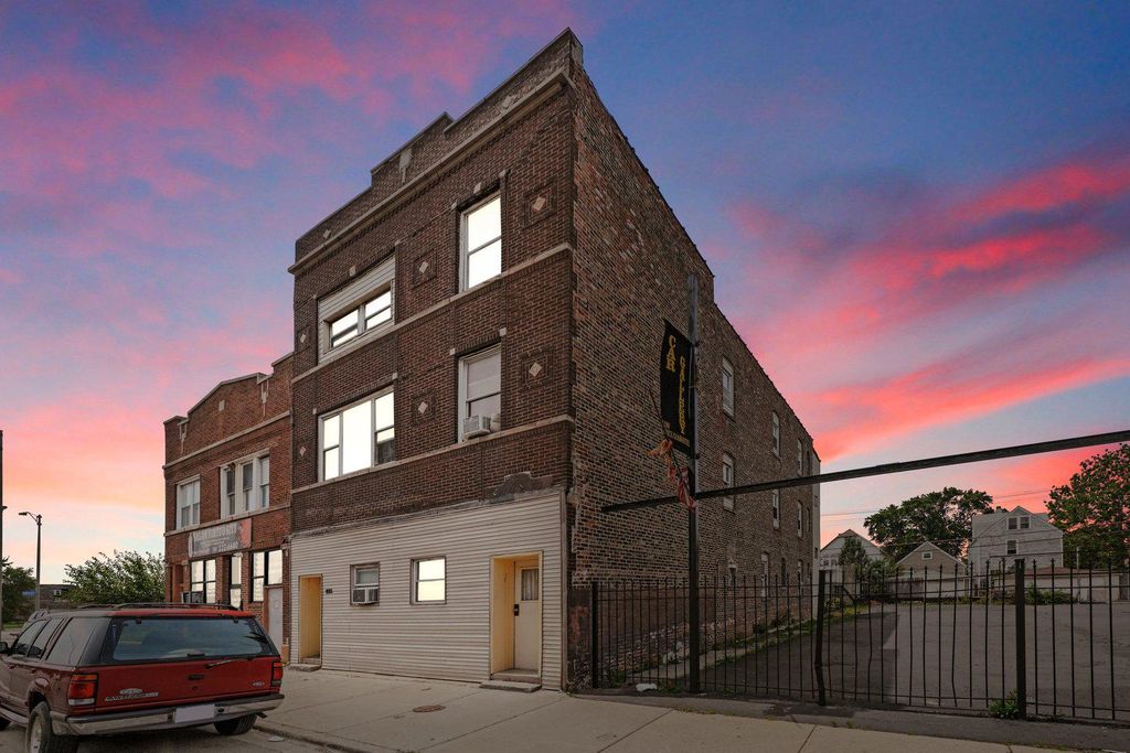 1336 S Cicero Ave, Cicero, IL 60804