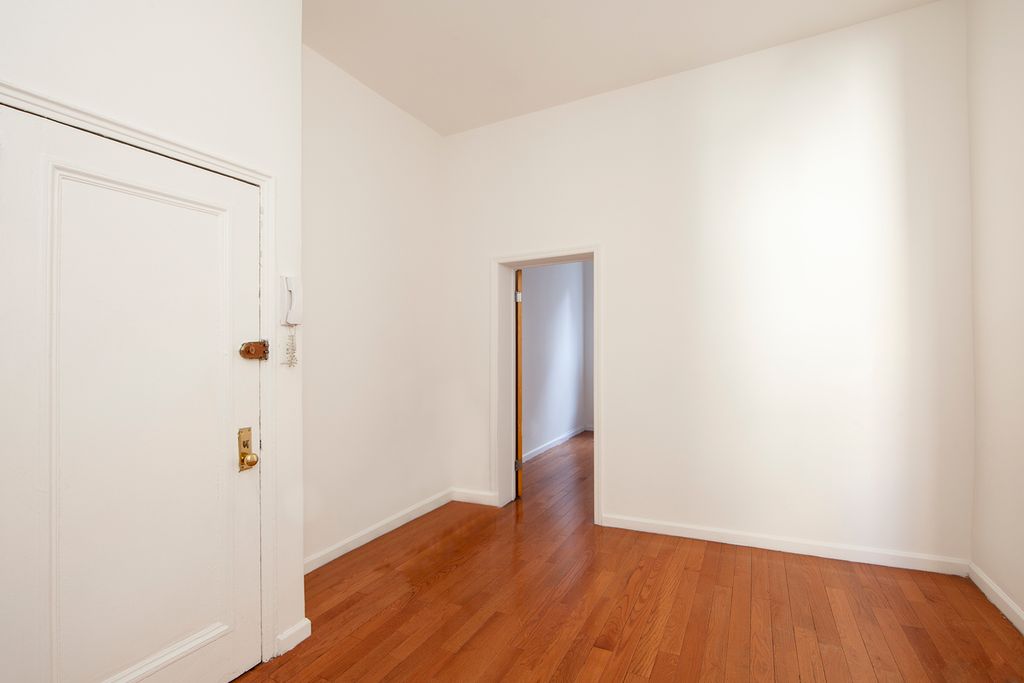 328 E 15th St 10, New York, NY 10003 1 Bed, 1 Bath