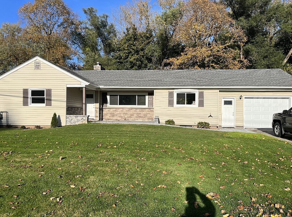 5693 Stone Rd, Lockport, NY 14094 See Est. Value, Schools & More