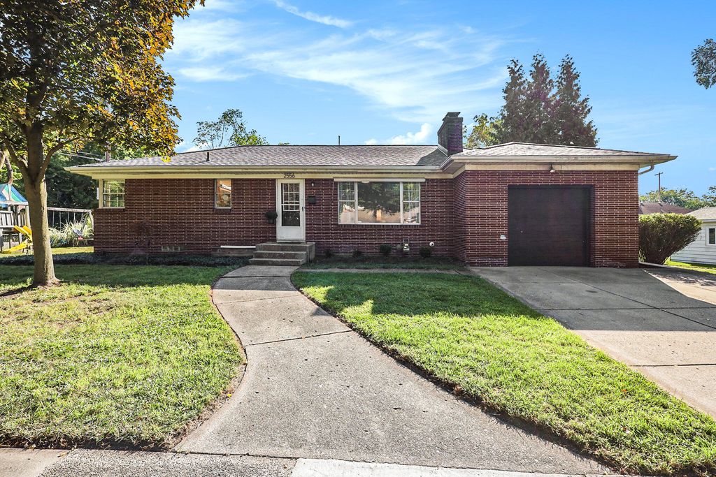 2556 Evernia Ave SE, Grand Rapids, MI 49507