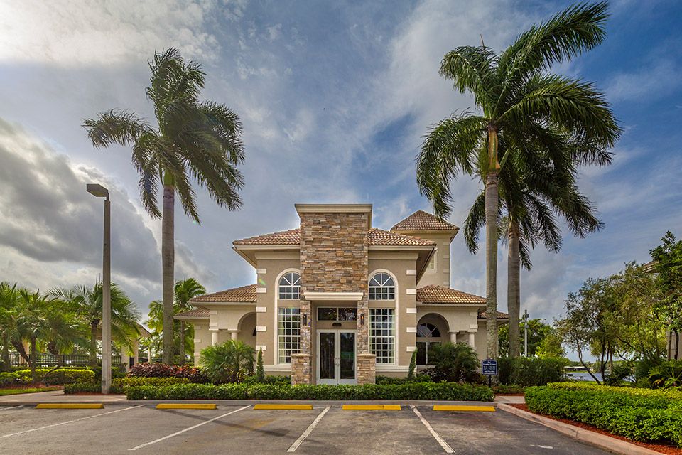 3600 W Hillsboro Blvd, Pompano Beach, FL 33073