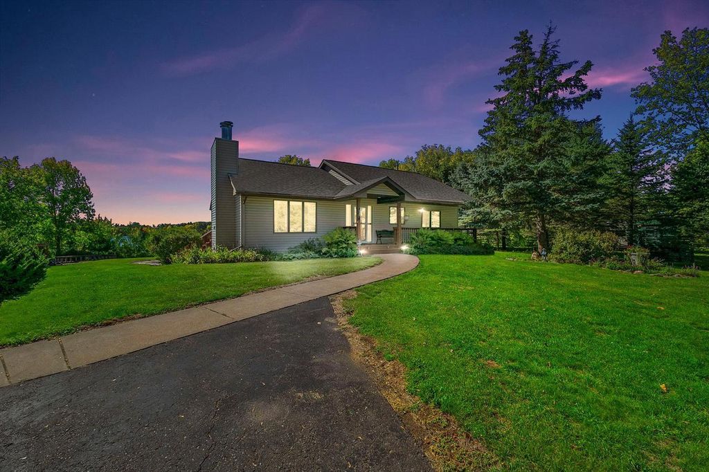 2639 231st St, Cushing, WI 54006