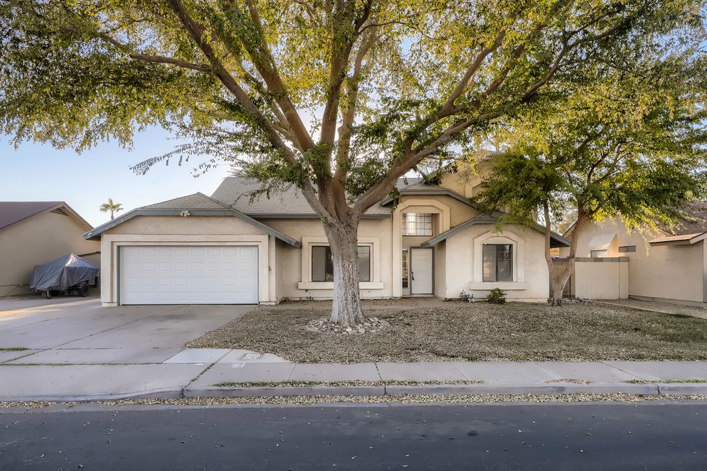 1726 N Pennington Dr, Chandler, AZ 85224