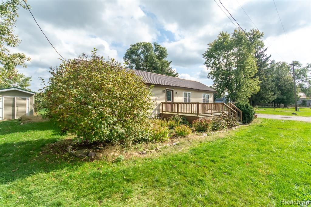 225 N Michigan St, Montgomery, MI 49255
