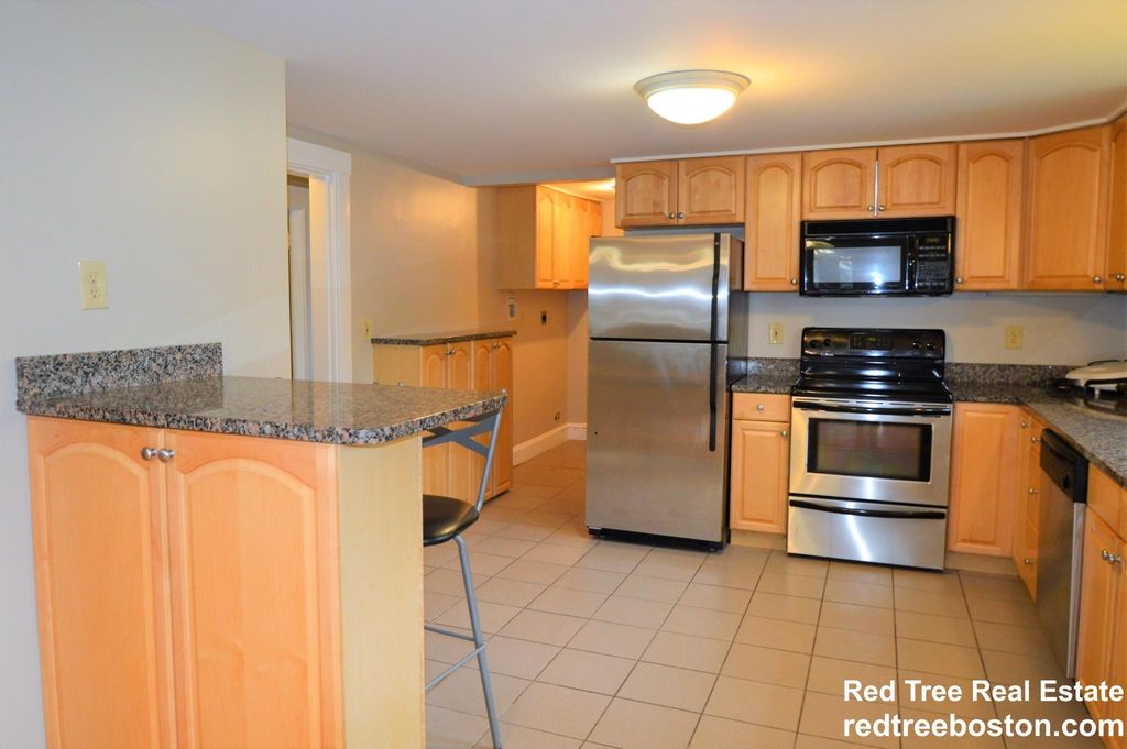 11 Keefe Ave #12, Newton Upper Falls, MA 02464
