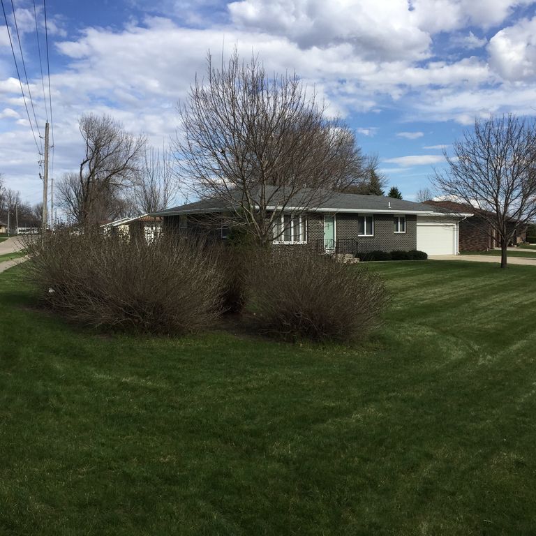 611 S Clark St, Carroll, IA 51401 Trulia