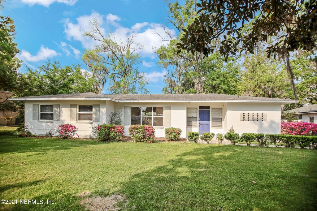 5116 Ortega Forest Dr, Jacksonville, FL 32210