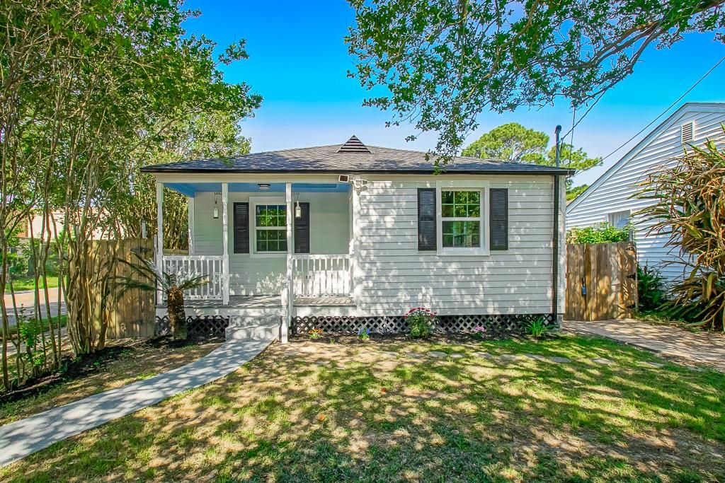 7 Labarre Pl, Jefferson, LA 70121