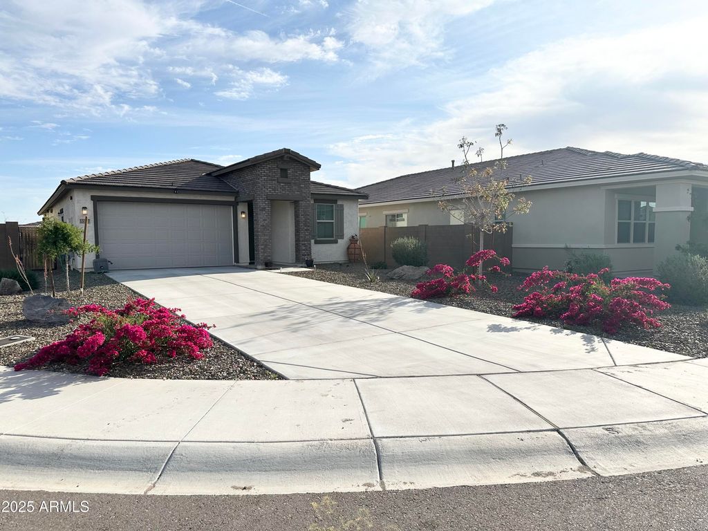 13317 W Dale Ln, Peoria, AZ 85383 MLS# 6845026 Trulia