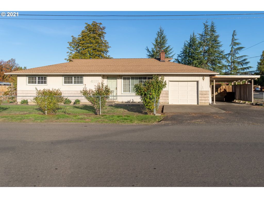 4111 Hanna St, Roseburg, OR 97471