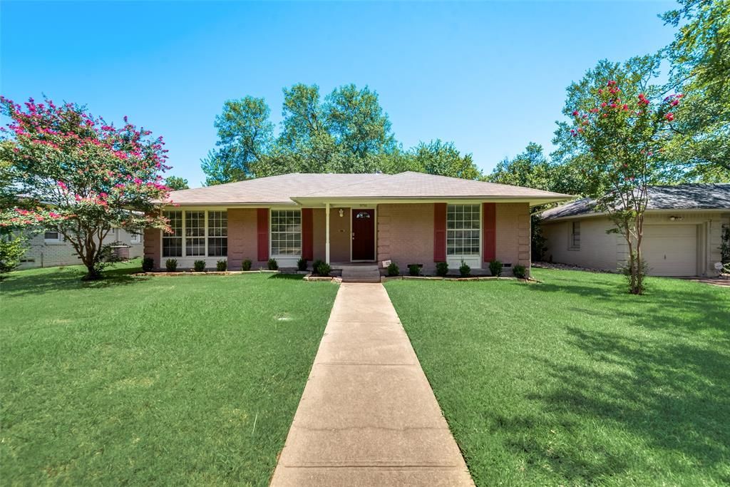 9750 Mixon Dr, Dallas, TX 75220