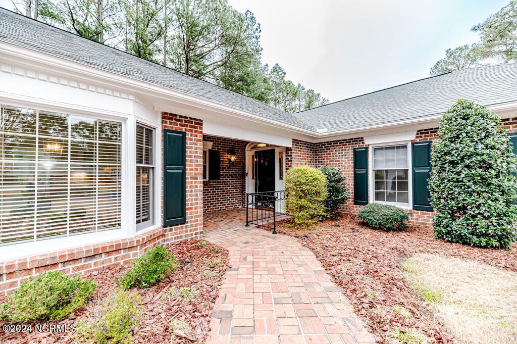 58 Manigault Place, Southern Pines, NC 28387