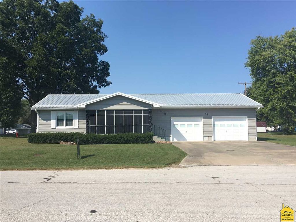 301 Maple St, Stover, MO 65338 Trulia