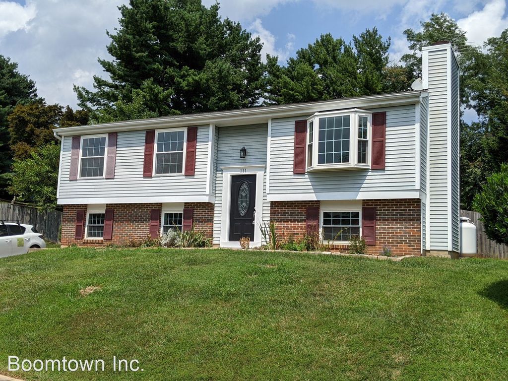 111 Cloverdale Ct, Mount Airy, MD 21771