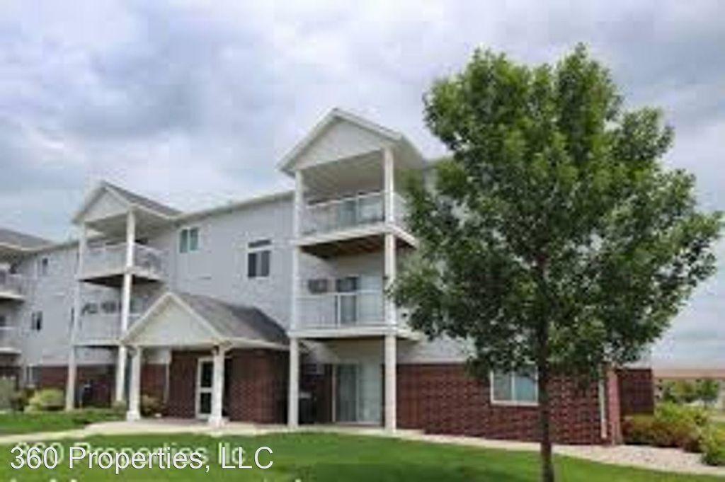 4261 33rd Ave S #205, Fargo, ND 58104