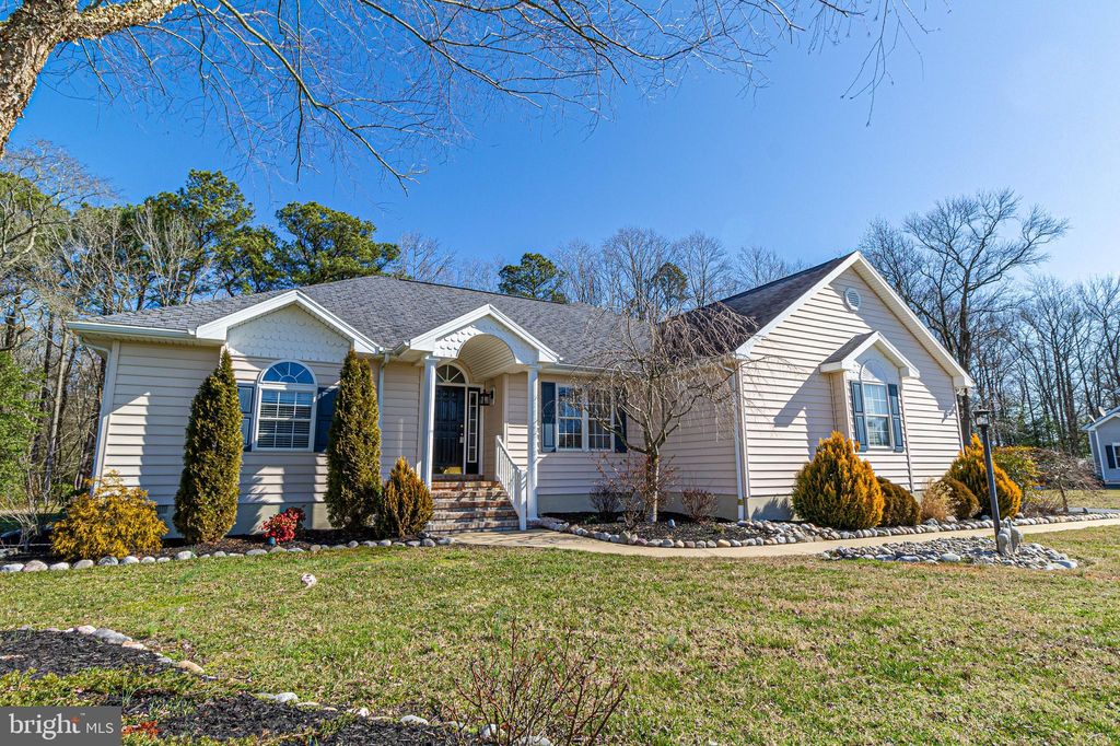 160 E Mill Pond Dr, Selbyville, DE 2 Bed, 2 Bath SingleFamily Home