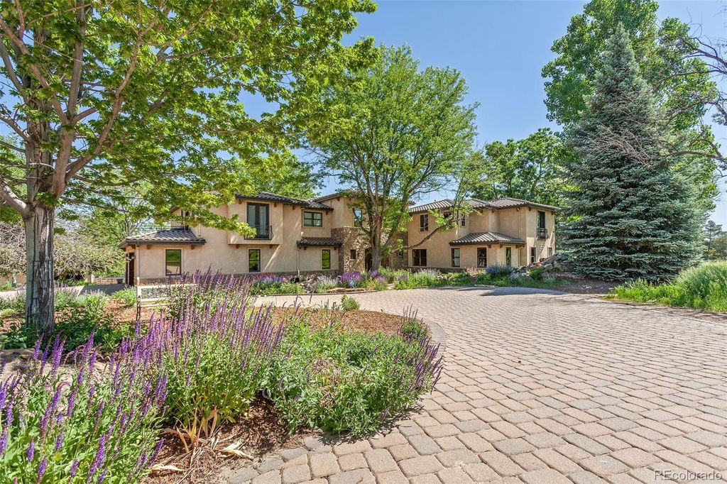 2601 E Garden Ln, Greenwood Village, CO 80121
